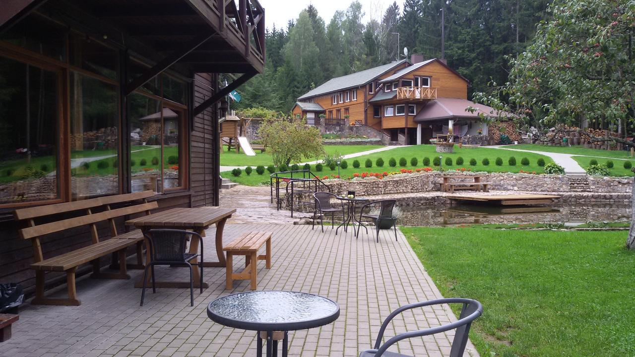 Гостьовий будинок Eaklimu Kaimo Turizmo Sodyba Iesnale Babrungenai Екстер'єр фото