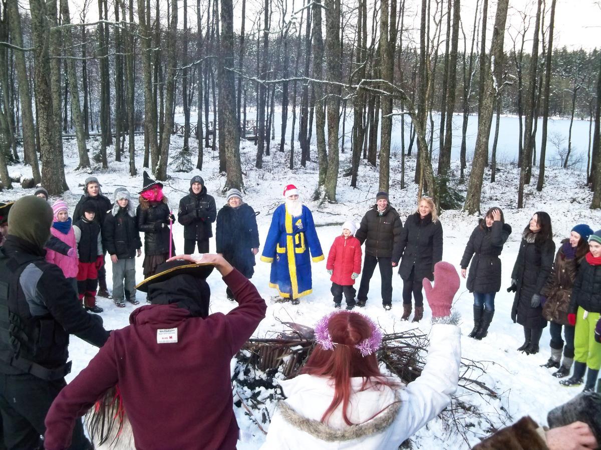 Гостьовий будинок Eaklimu Kaimo Turizmo Sodyba Iesnale Babrungenai Екстер'єр фото